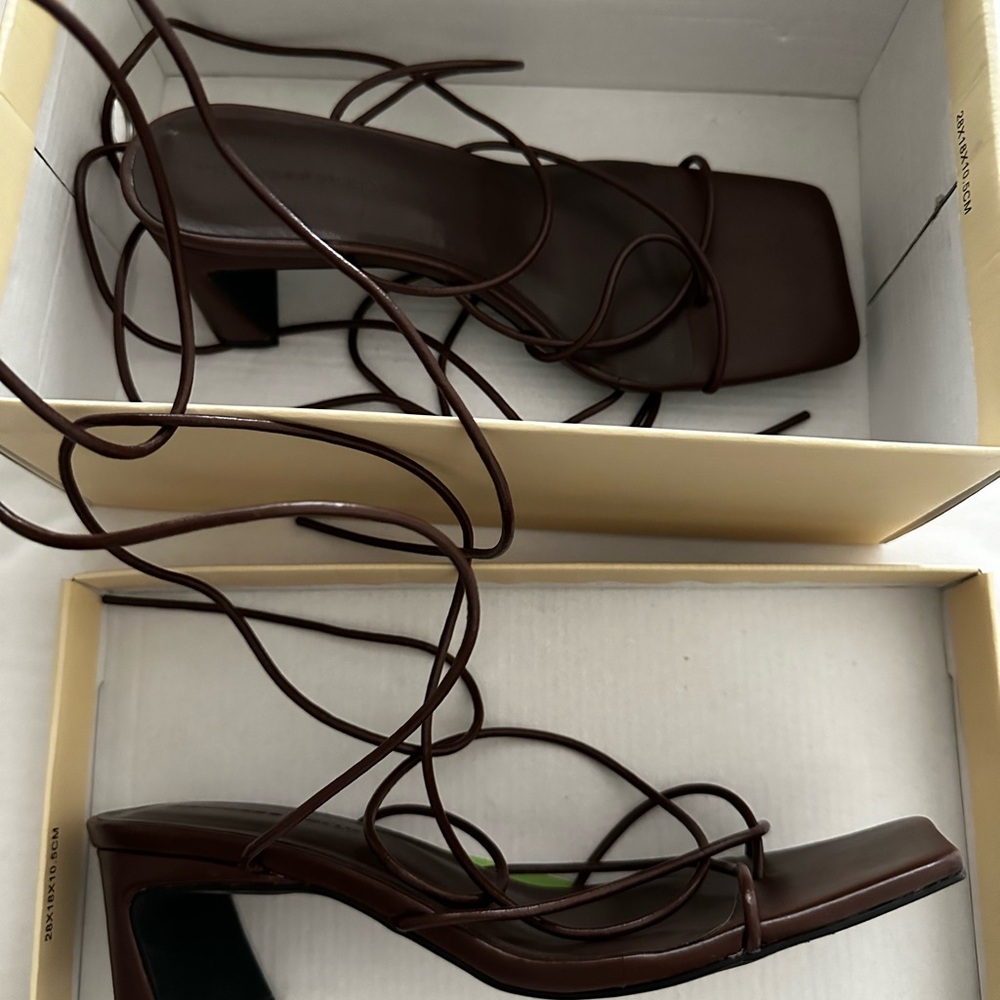 CALILE HEELS CHOCOLATE